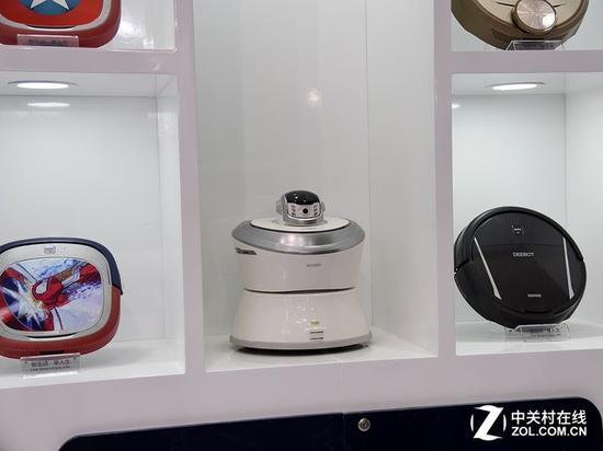科沃斯家庭服務機器人 CES Asia 2016展會(圖4) 科沃斯機器人