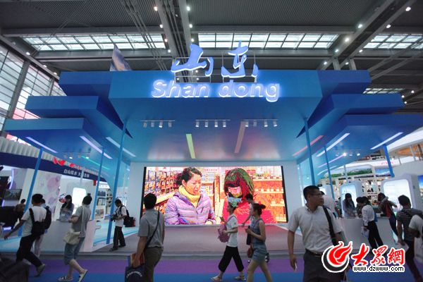 孫守剛參觀指導 山東展團亮相深圳文博會(圖3)