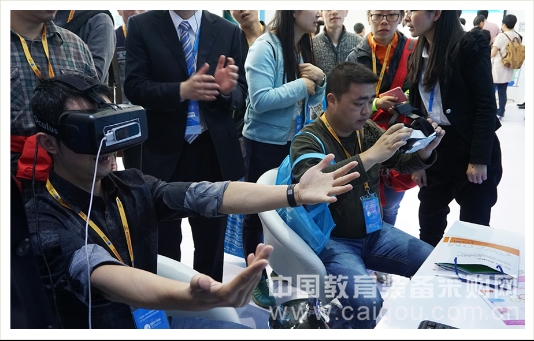 沈陽普教展圓滿收官,希沃情景化演示大放異彩 沈陽普教展圓滿收官,希沃情景化演示大放異彩(圖10)
