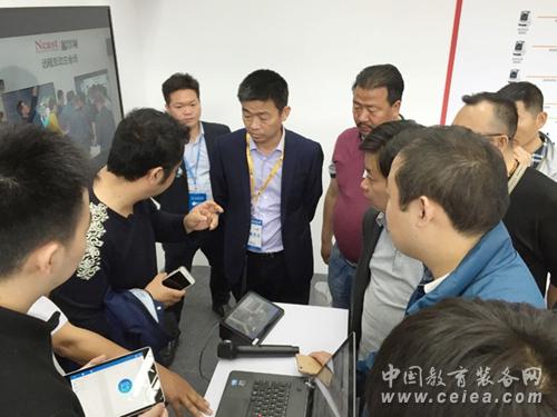 盈可視互動錄播閃耀沈陽教育裝備展(圖7)